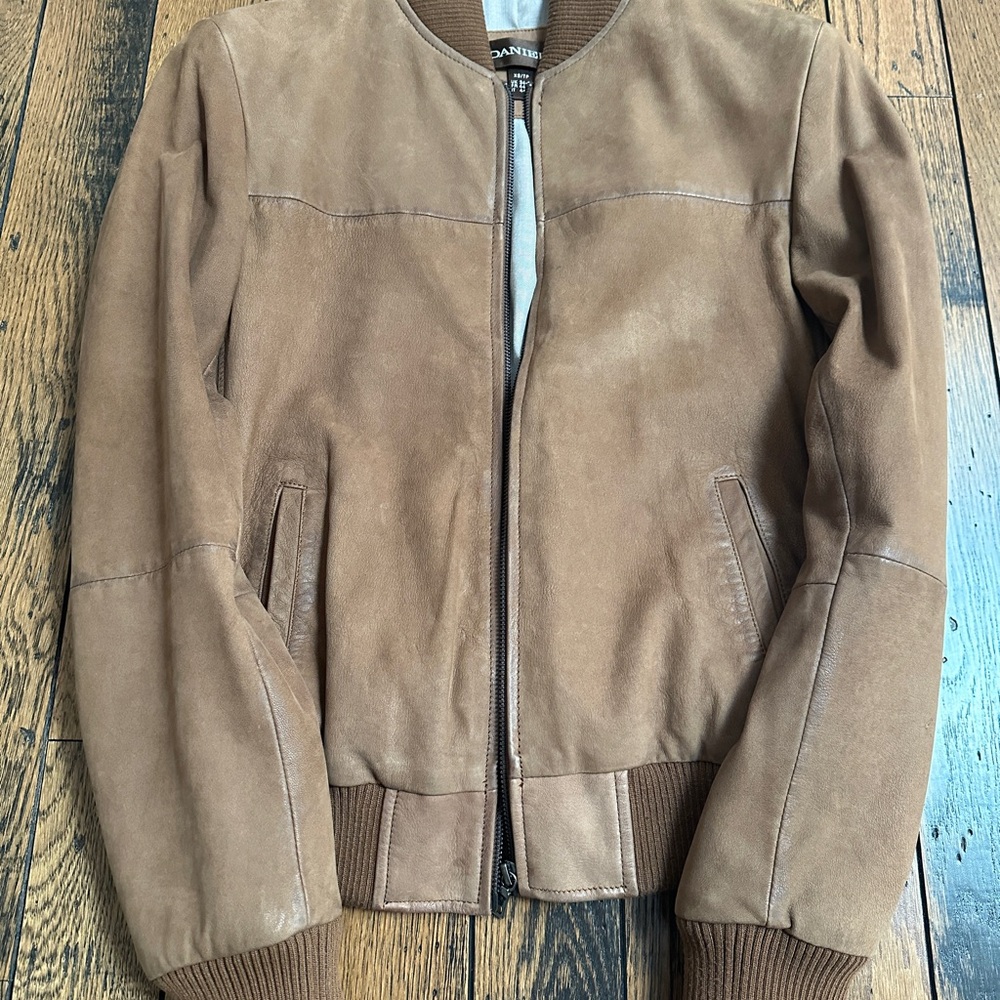 Danier men leather jacket, size extra small